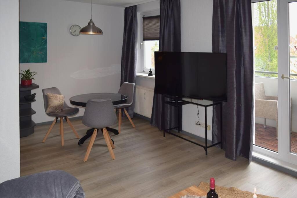 Md-5 Stadtfeld Beimsstrasse 81 - Appartement Domblick - Parkplatz - Balkon - 2Einzelbetten - Schlafsofa Magdeburg Kültér fotó