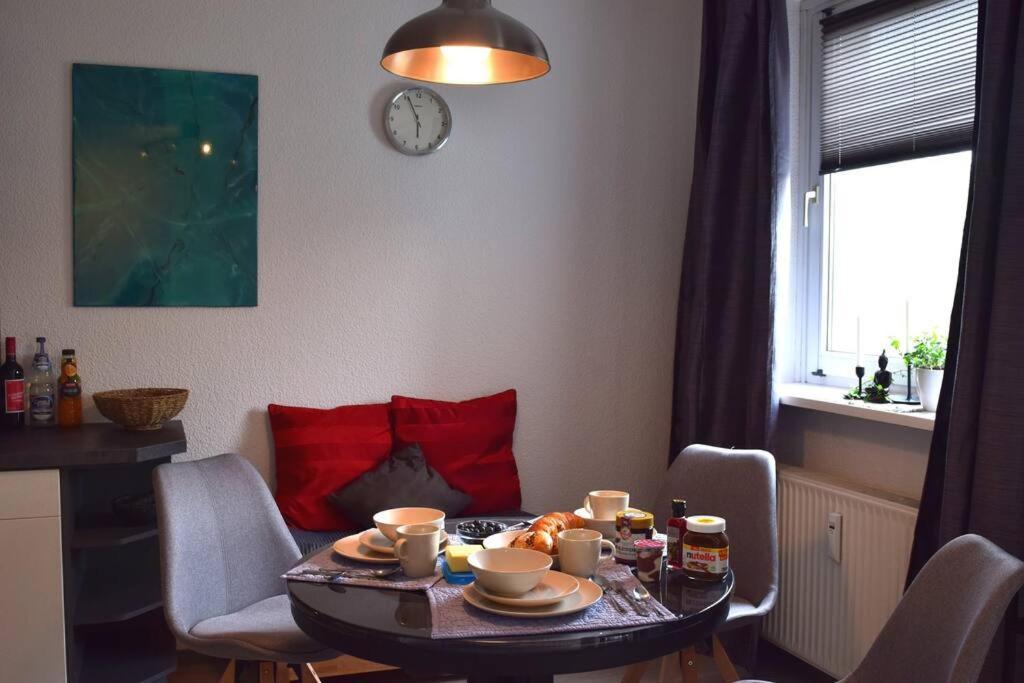 Md-5 Stadtfeld Beimsstrasse 81 - Appartement Domblick - Parkplatz - Balkon - 2Einzelbetten - Schlafsofa Magdeburg Kültér fotó