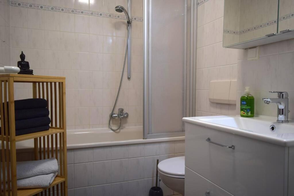 Md-5 Stadtfeld Beimsstrasse 81 - Appartement Domblick - Parkplatz - Balkon - 2Einzelbetten - Schlafsofa Magdeburg Kültér fotó