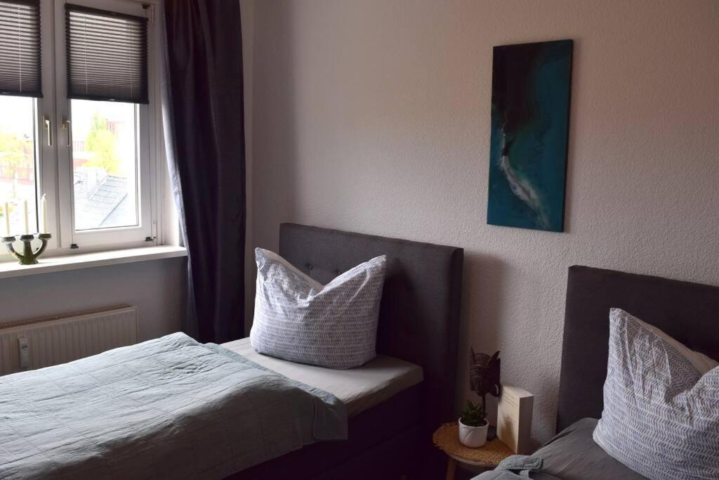 Md-5 Stadtfeld Beimsstrasse 81 - Appartement Domblick - Parkplatz - Balkon - 2Einzelbetten - Schlafsofa Magdeburg Kültér fotó